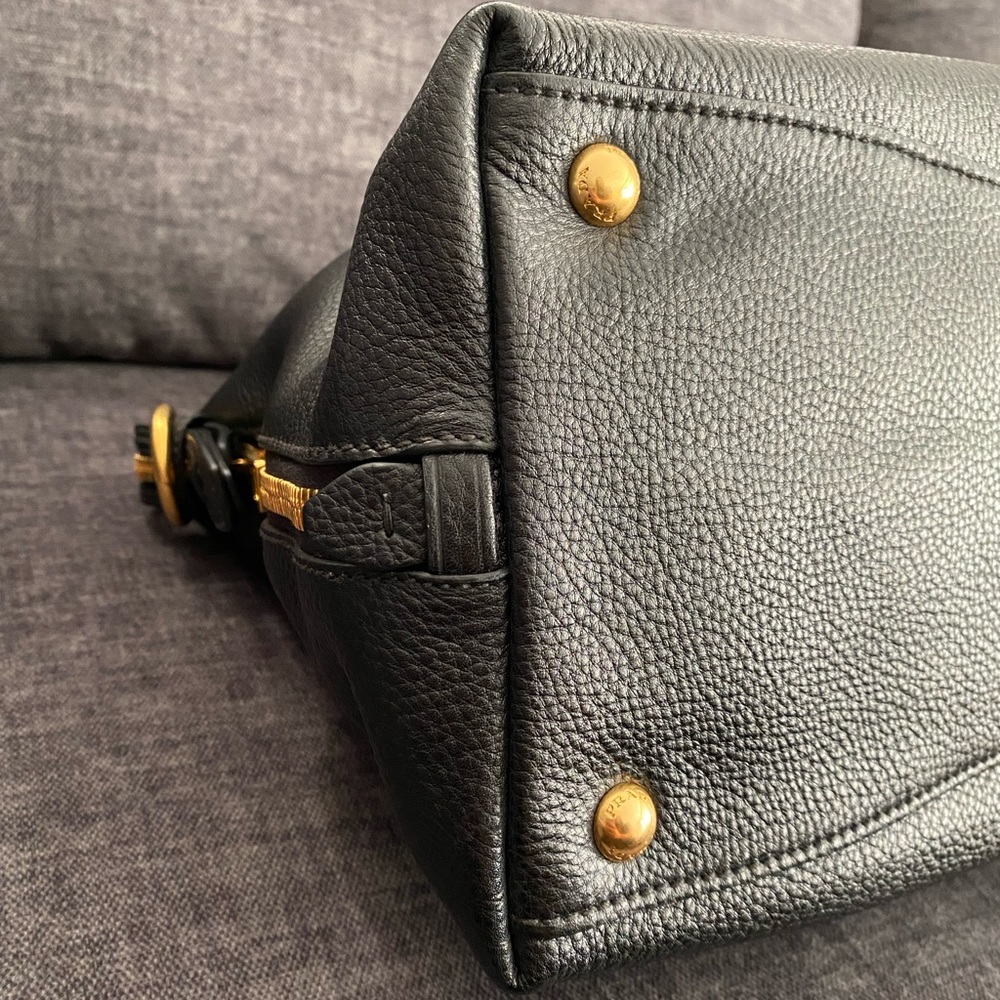 PRADA
Black Vitello Daino Leather Bauletto Top Handle Bag - Picture 14 of 17